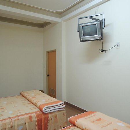 Hoang De Hotel Dalat Bagian luar foto