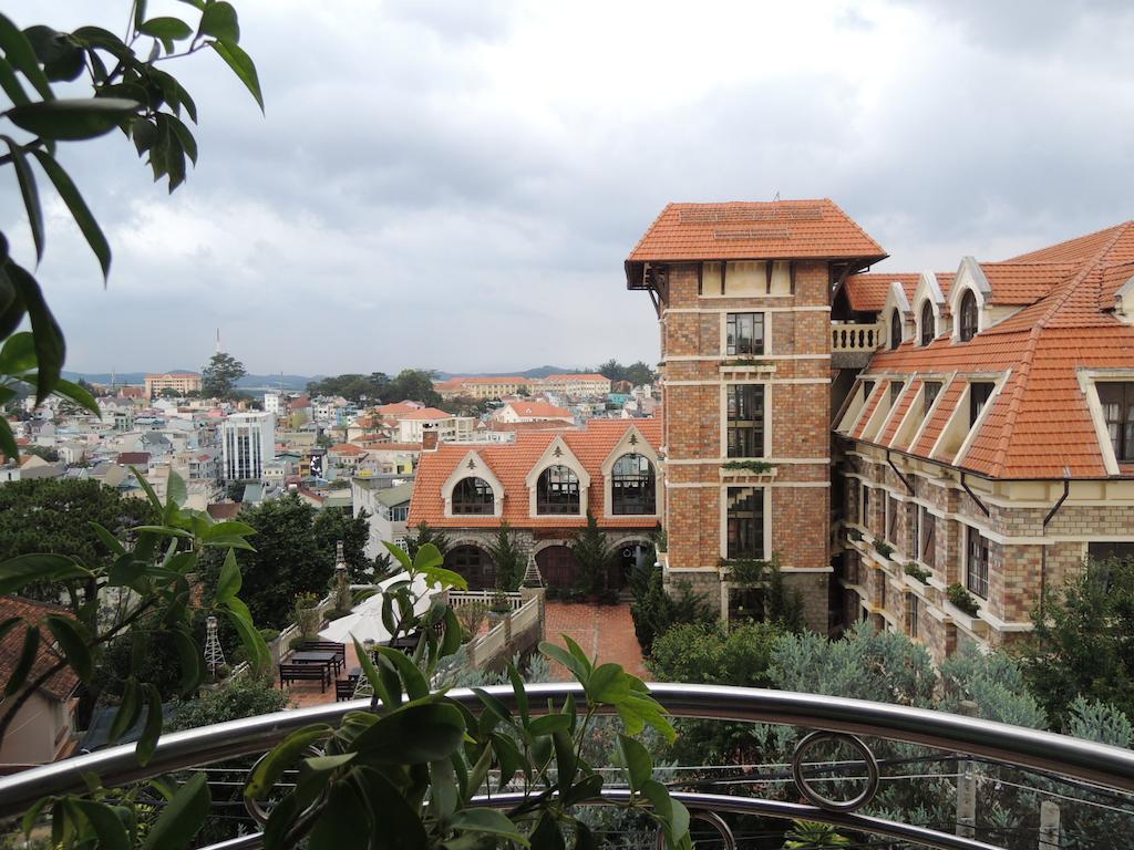 Hoang De Hotel Dalat Bagian luar foto