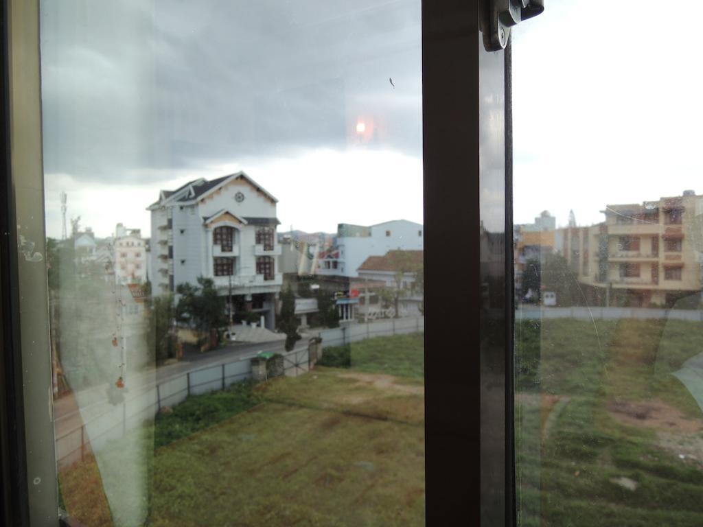 Hoang De Hotel Dalat Bagian luar foto