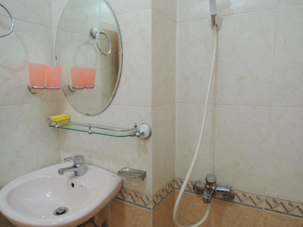Hoang De Hotel Dalat Bagian luar foto